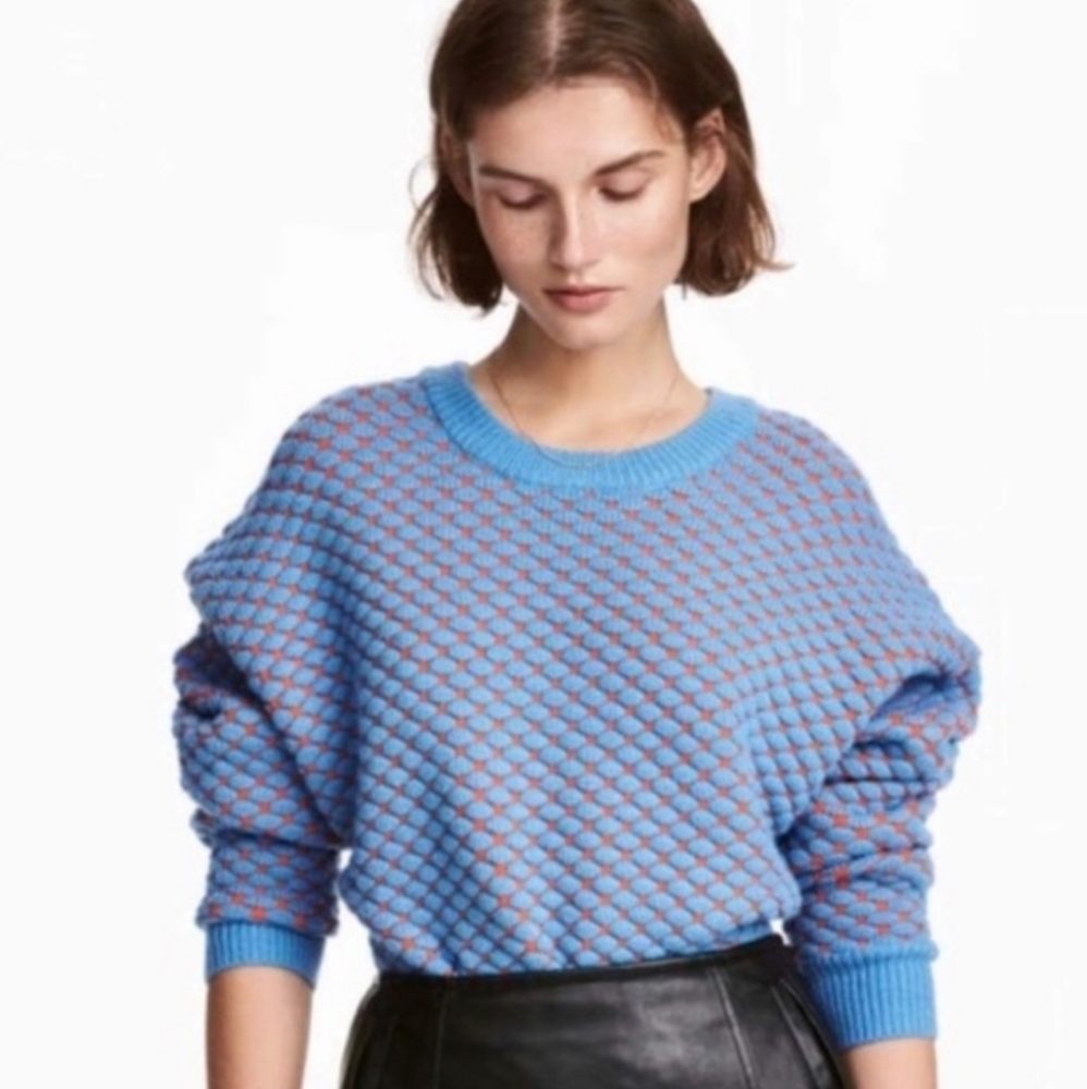 H&m blue orange sweater